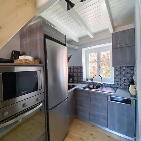 Evageliasvilla Sea View *