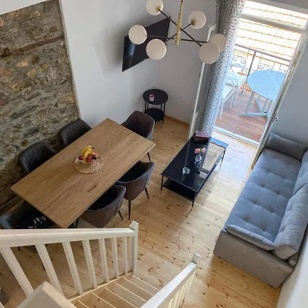 Evageliasvilla Sea View *