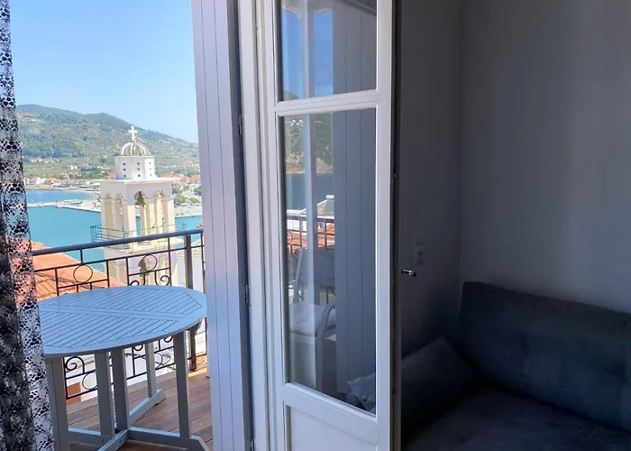 Evageliasvilla Sea View *